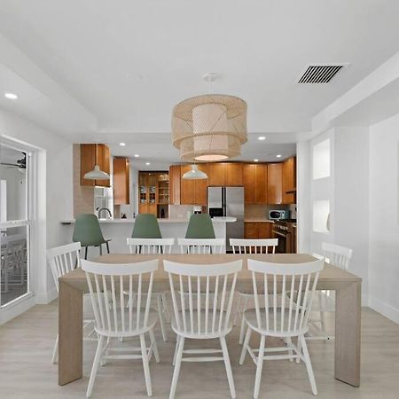Waterfront-Heated Pool-Mini Golf-Game Room-2Mi Beach Fort Lauderdale Exterior photo